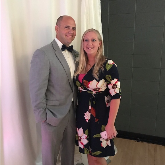 Meet your Posher, Kayla - Picture 1 of 1